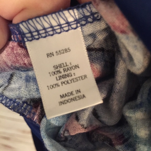 Express Multi Color Open Back Tunic - Picture 5 of 7